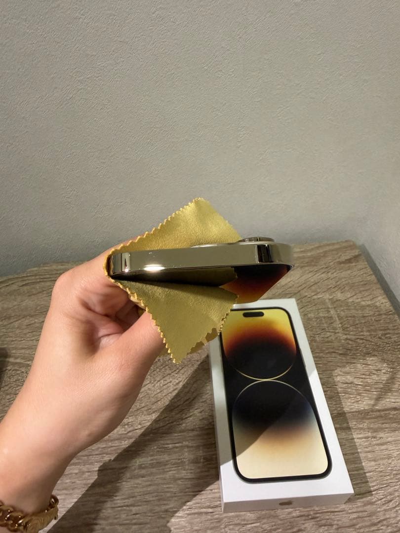 T　美品★iPhone14pro IOS16