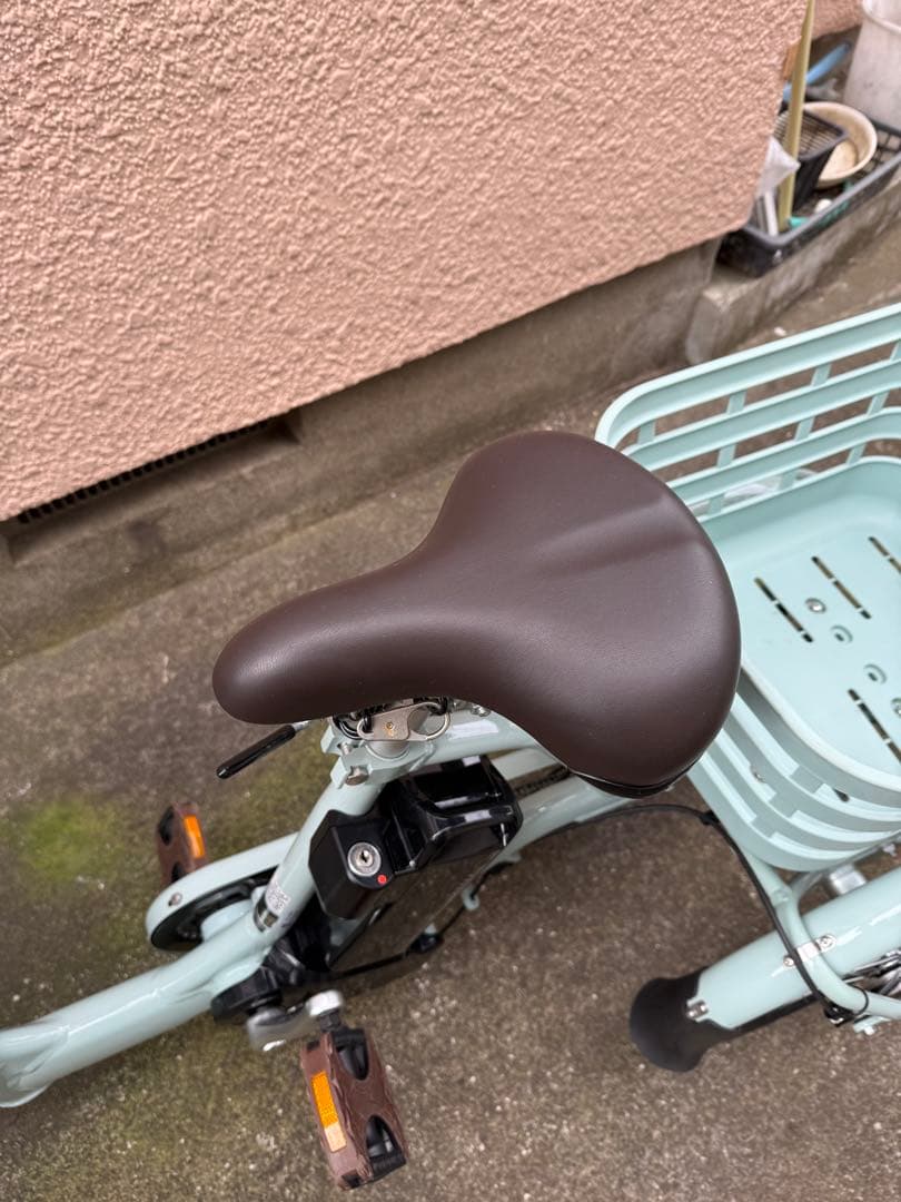 【美品】ブリヂストン ラクットワゴン 電動三輪自転車 充電器付　ミントグリーン