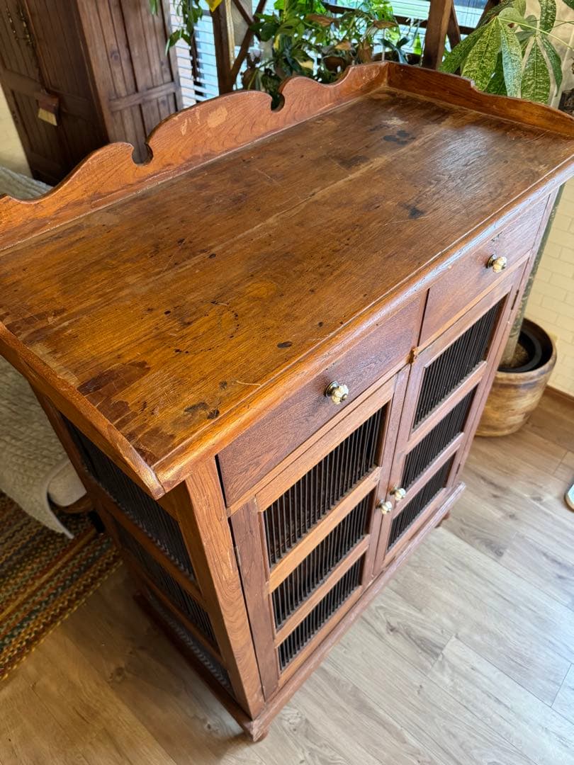 インド　ヴィンテージ　キャビネット　アンティーク　オールドメゾン風