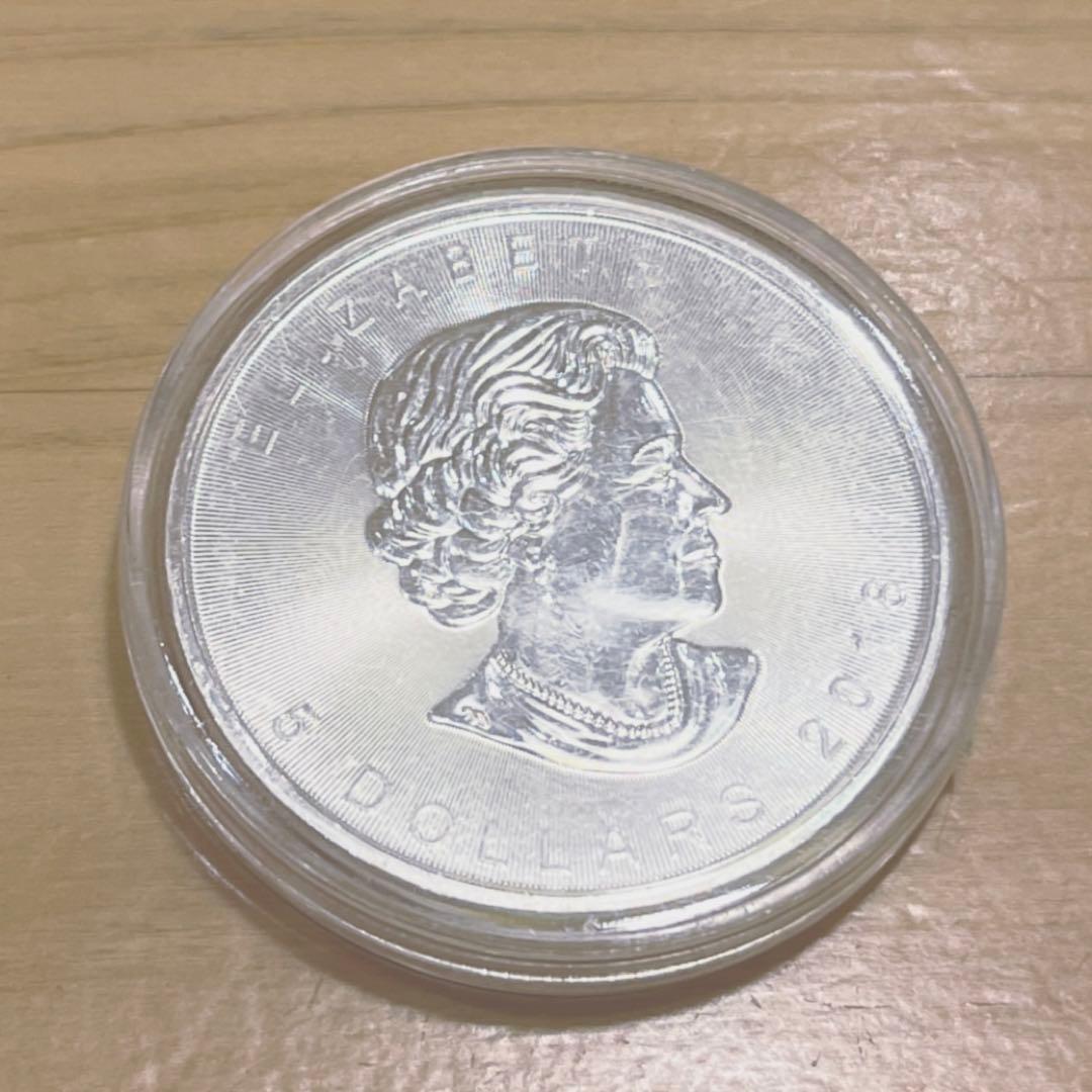 カナダ メイプルリーフ　エリザベス女1オンス 純銀99.99% 2018年