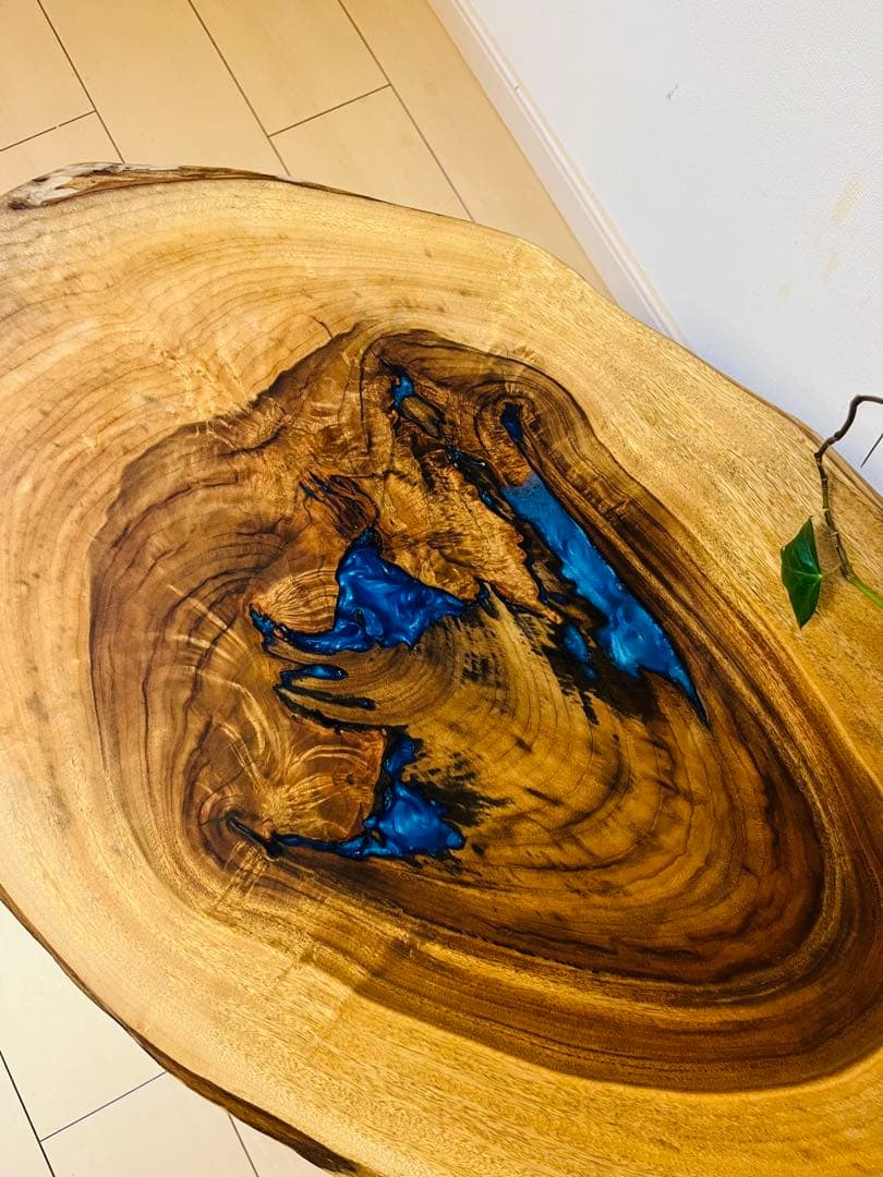レジンテーブル　輪切りテーブル　一枚板テーブル　サイドテーブル