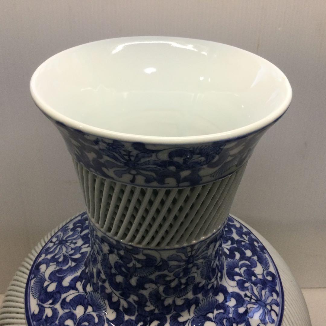 ☆値下げ！有田焼　網目　花瓶　壺　青　白　陶器　豪華！昭和レトロ