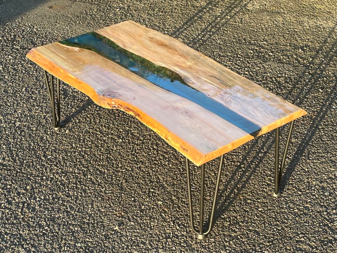 【クルミ】おしゃれ　ローテーブル レジンテーブル　リバーテーブル