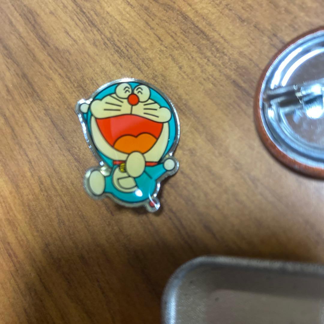 ドラえもん バッジ7個セット