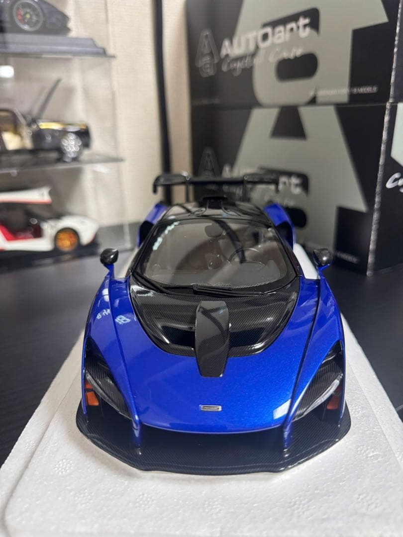 オートアート　McLaren Sennaマクラーレン・セナ1/18