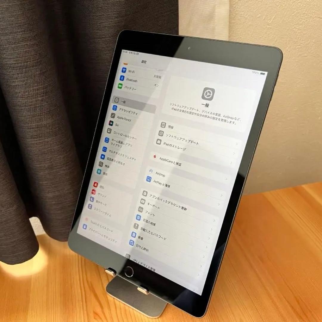 Apple iPad 第7世代 128GB 10.2インチ スペースグレー