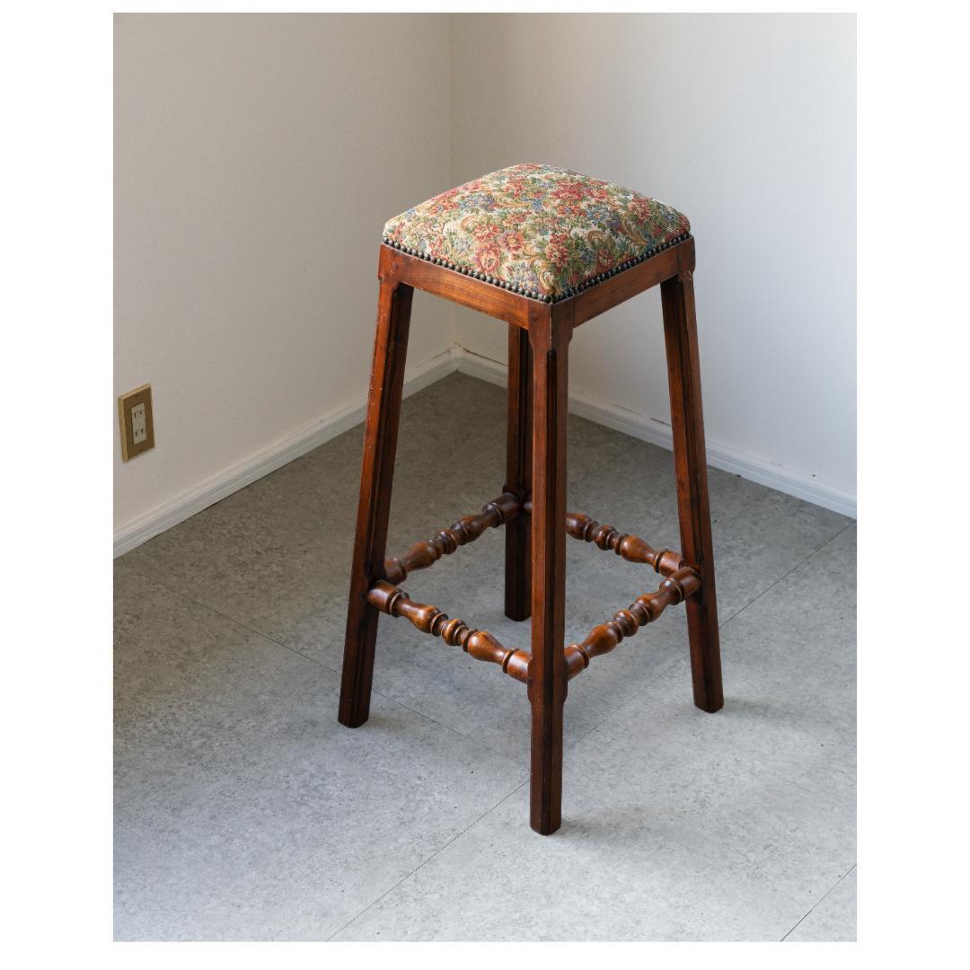 ヴィンテージ　ハイスツール カウンターチェア　古家具 鋲打ち レトロモダン