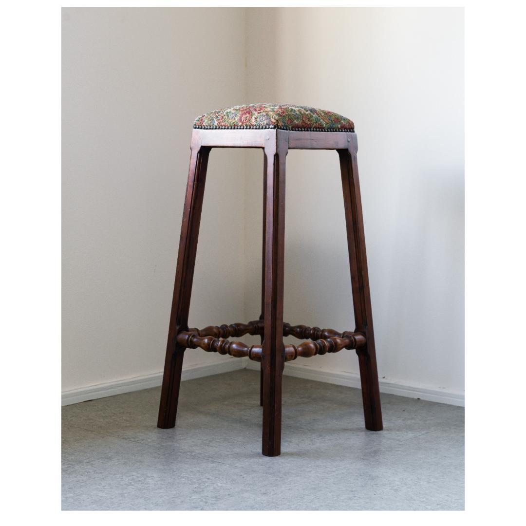 ヴィンテージ　ハイスツール カウンターチェア　古家具 鋲打ち レトロモダン