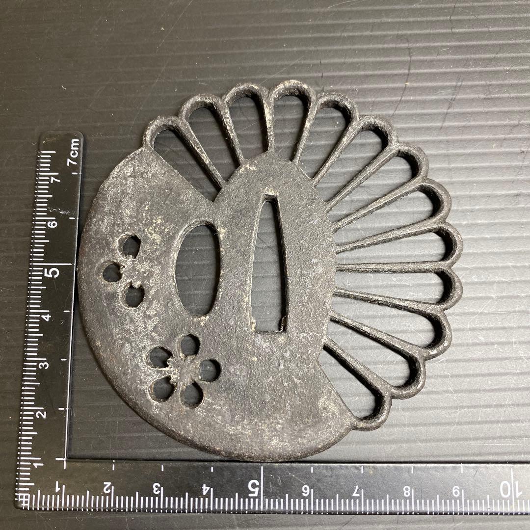 江戸時代　透かし鍔　94g 東さ7-1012☆2F