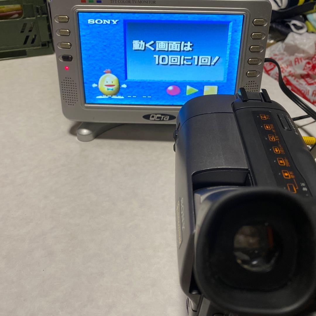 美品　SONY VideoHi8 Handycam CCD-TR12 ②