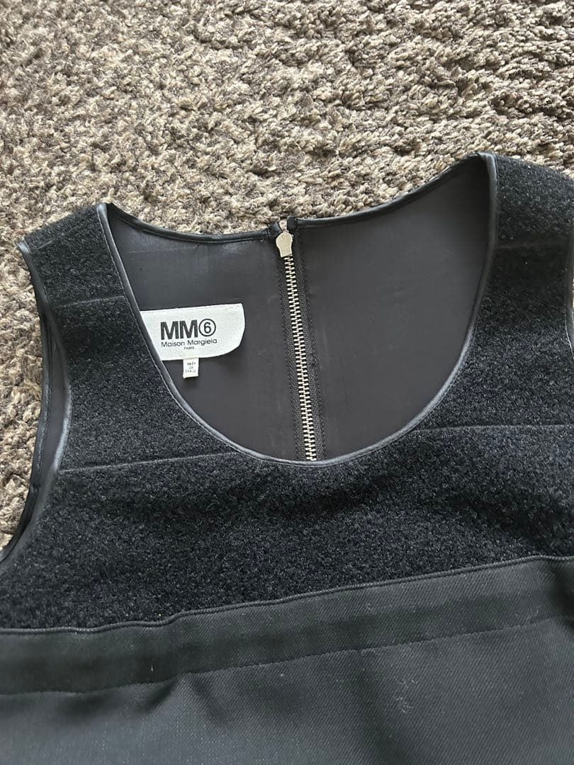 MM6 Maison Margiela ブラックタンクトップ