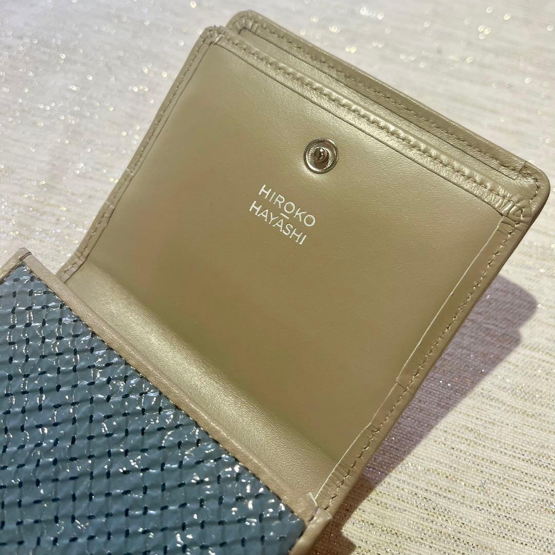 ヒロコハヤシ二つ折り財布