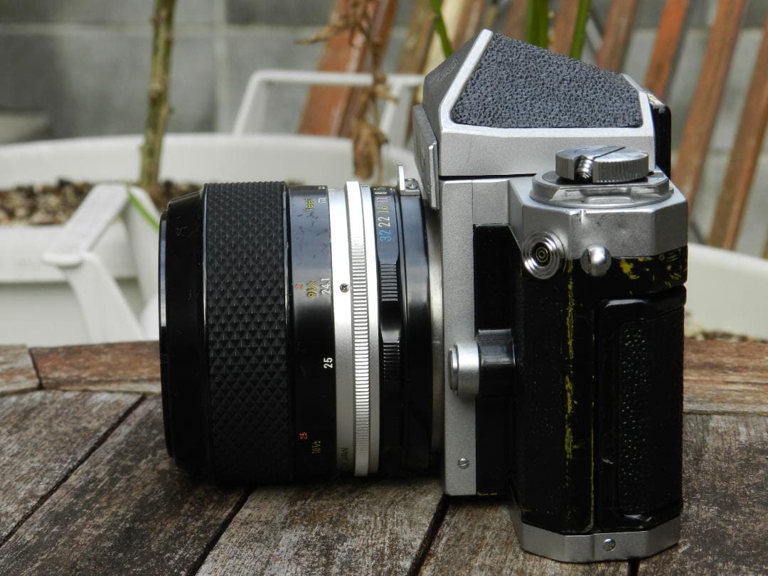 美品　Nikon F 一眼レフカメラ P.C 55 3.5 マクロ　即撮影可