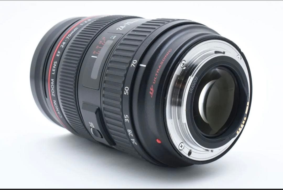 キヤノン Canon EF 24-70mm F2.8 L USM