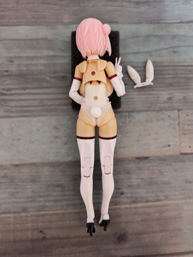 muscuto 白バニー メガミデバイス 改造 PUNI☆MOFU