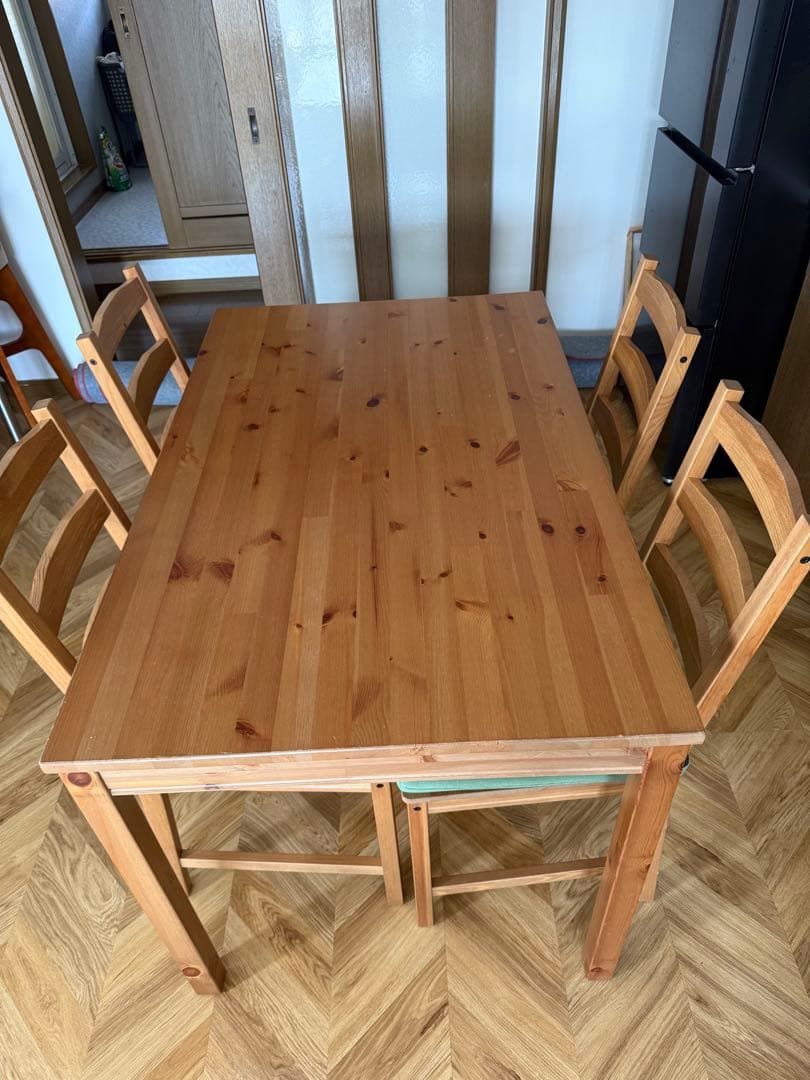 【静岡引取り限定】IKEA ヨックモック　ダイニングテーブル　イス4脚セット
