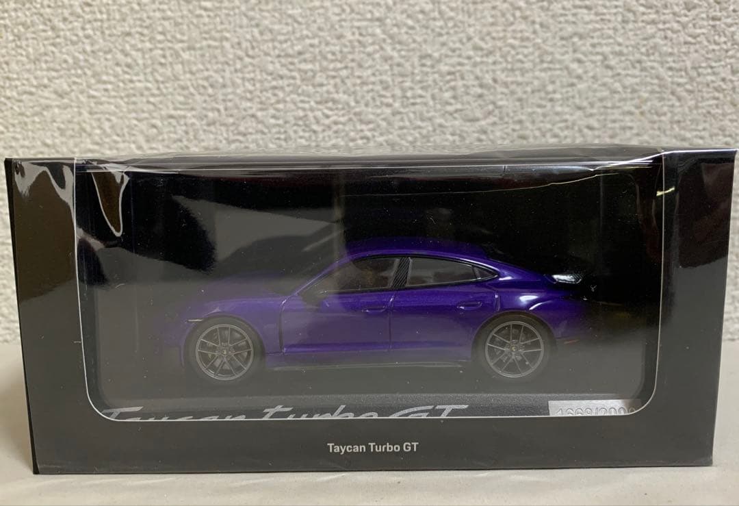 ポルシェ特注 1/43 Porsche Taycan Turbo GT