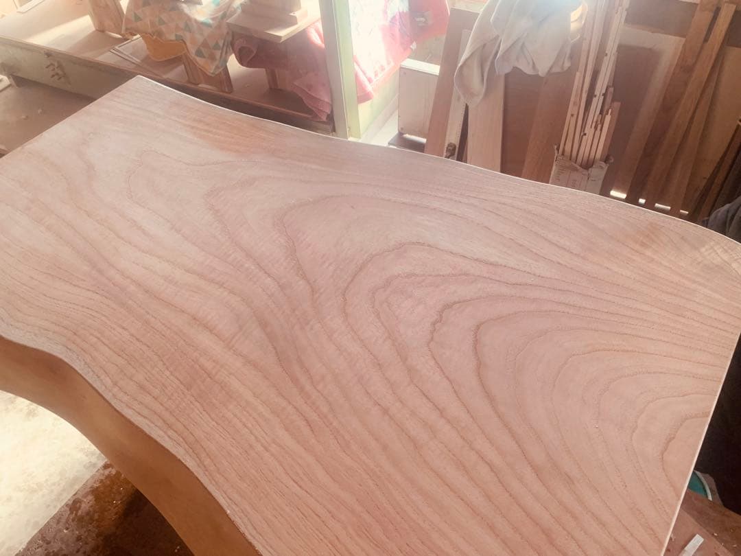 ☆ローズマリー☆無垢材(耳付栴檀一枚板)PCデスクオーダー製作＊高さ75㌢