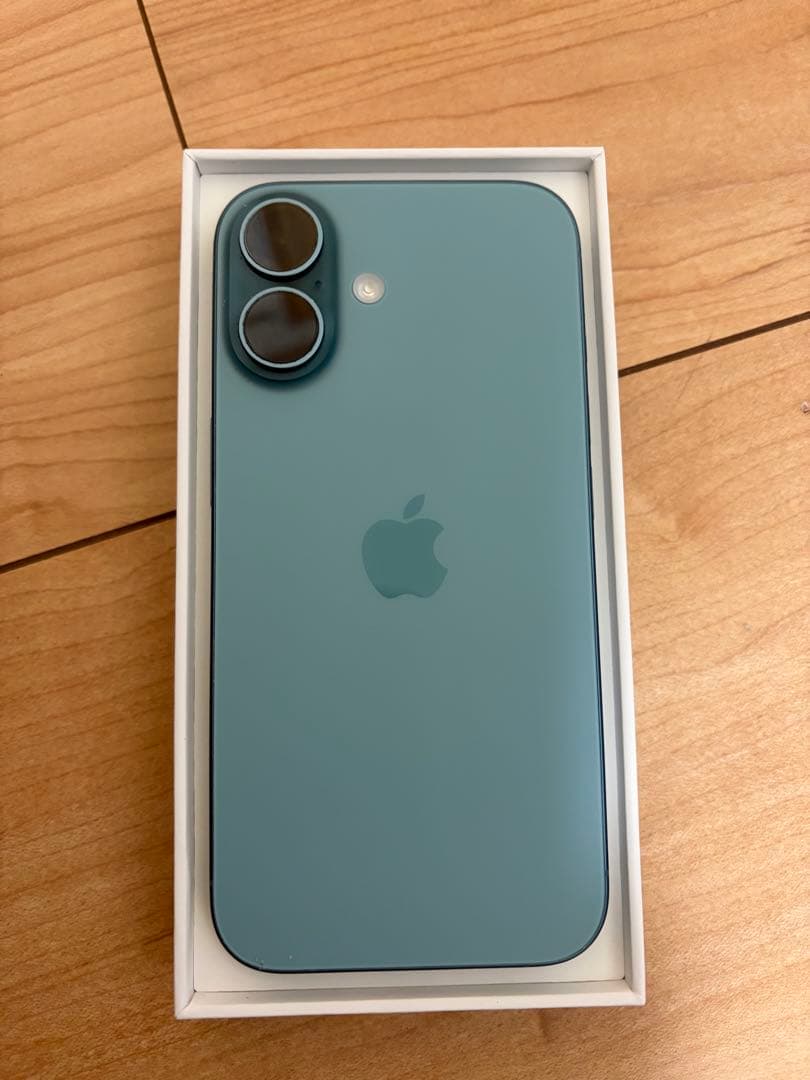 Apple iPhone 16 本体 ティール