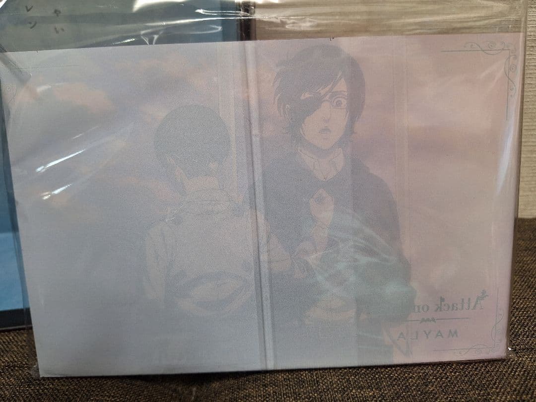 Q太郎　MAYLA　進撃の巨人　アクリルブロック