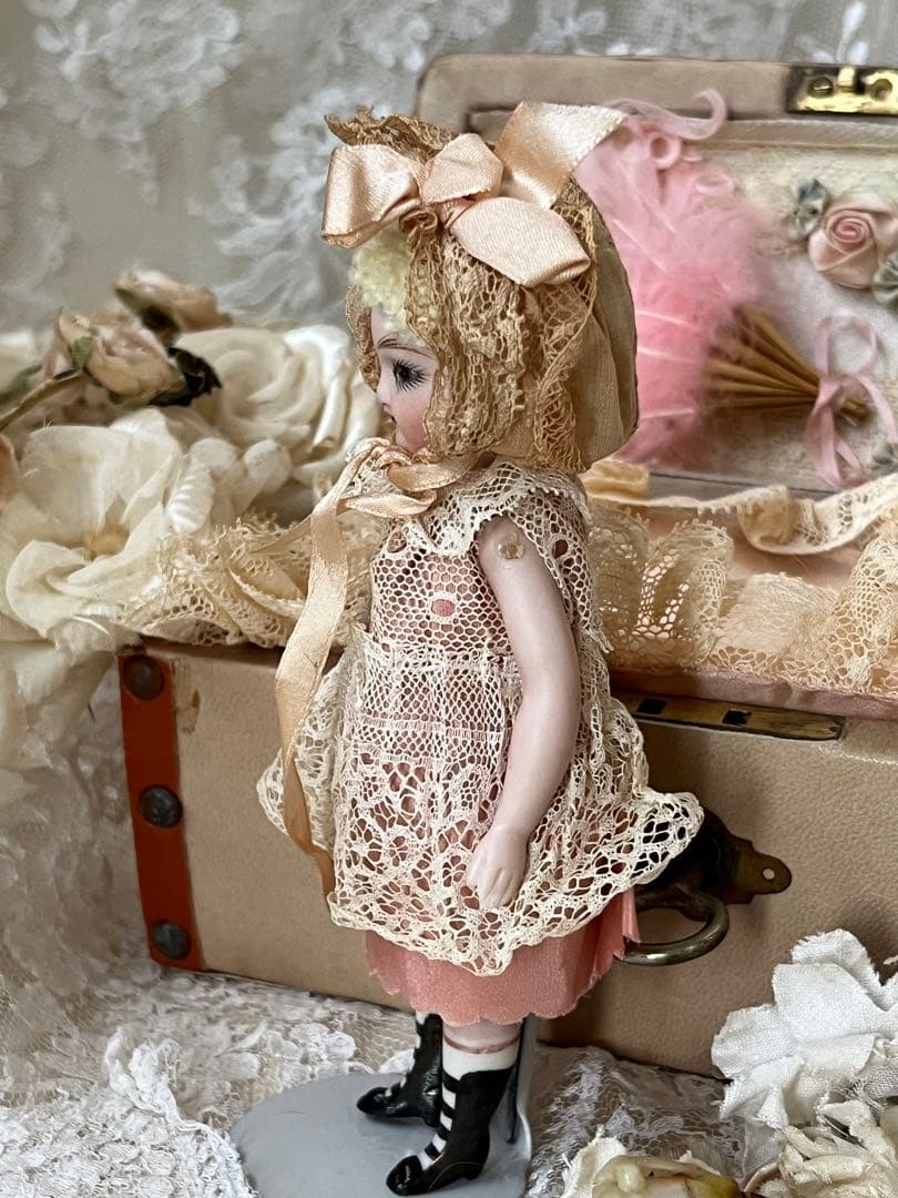 アンティークヴィンテージビスクドールミニョネット ボックスローズリボンレース