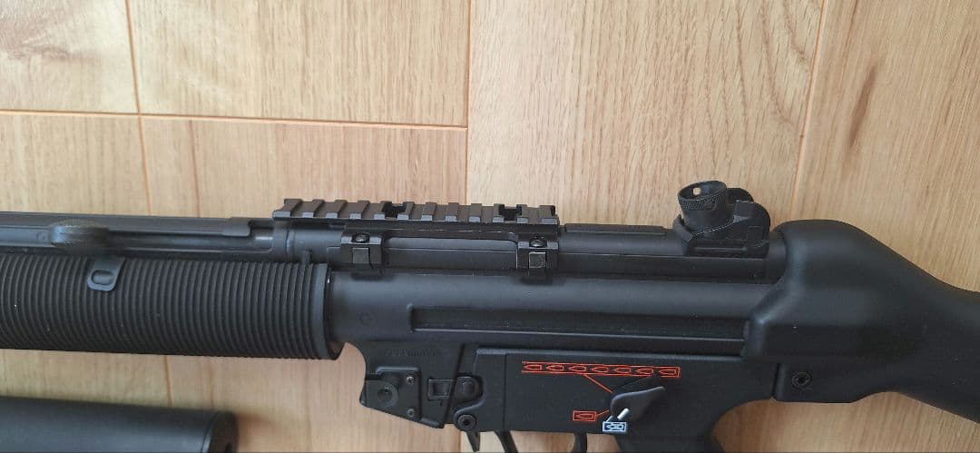 東京マルイ　mp5sd5 セット　専用マウント付　使用２回