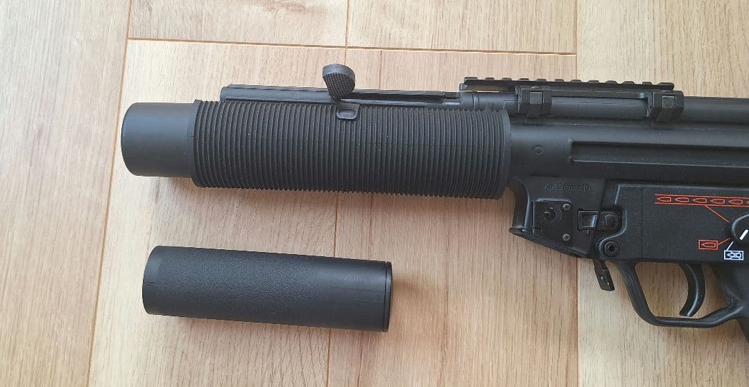 東京マルイ　mp5sd5 セット　専用マウント付　使用２回