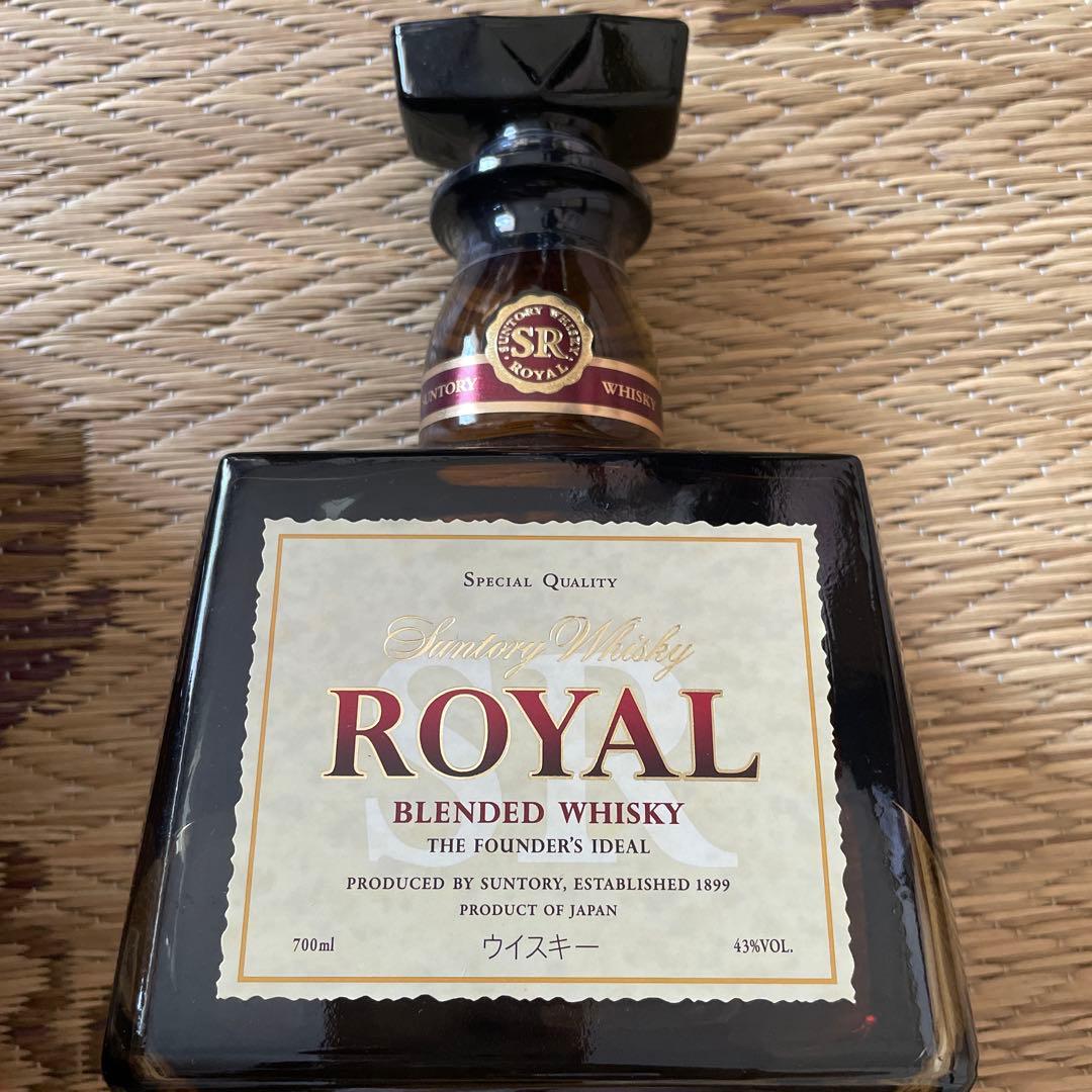 【未開栓】サントリー ロイヤル ブレンデッドウイスキー 700ml 43%