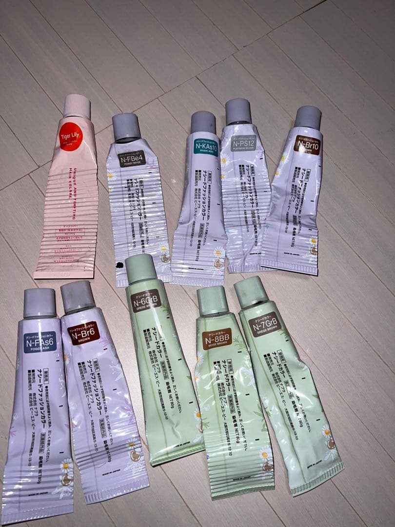 ナシード・ティントバー・スロウ　カラー剤セット 未開封87本➕半端21本