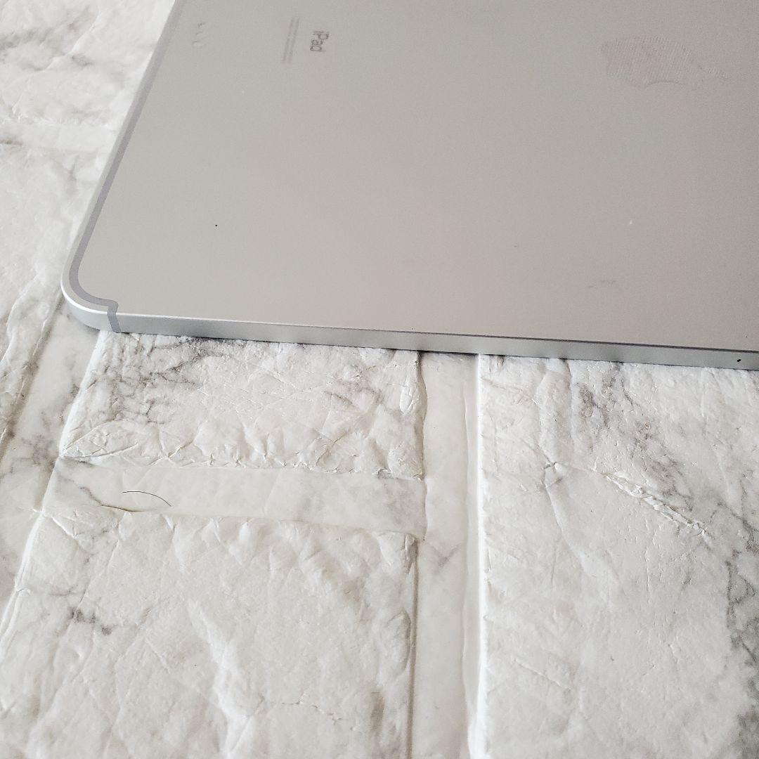 111 iPad pro 12.9 4世代 128GB SIMフリー シルバー