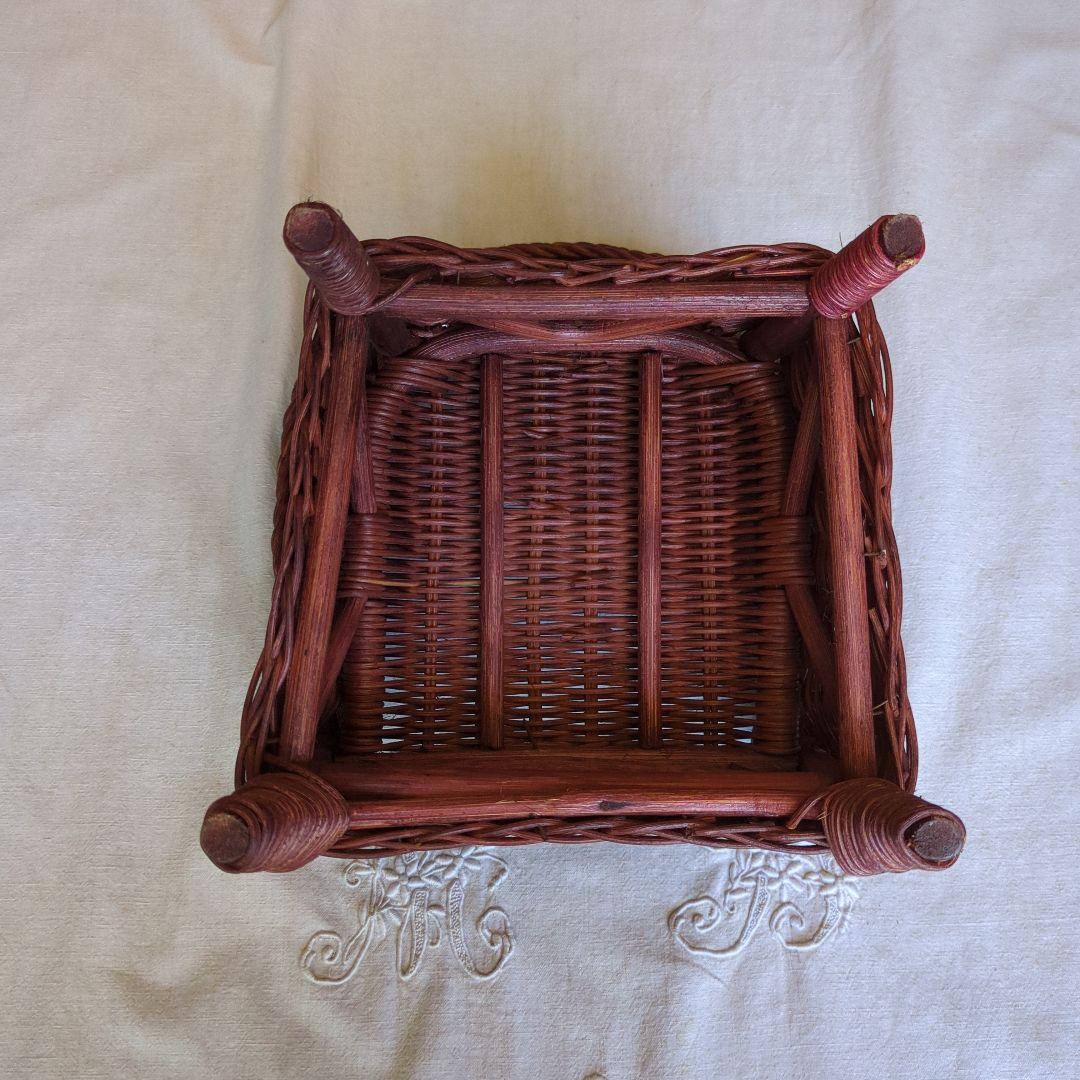 フランスアンティーク ドールチェア ① ローズマダー ラタン