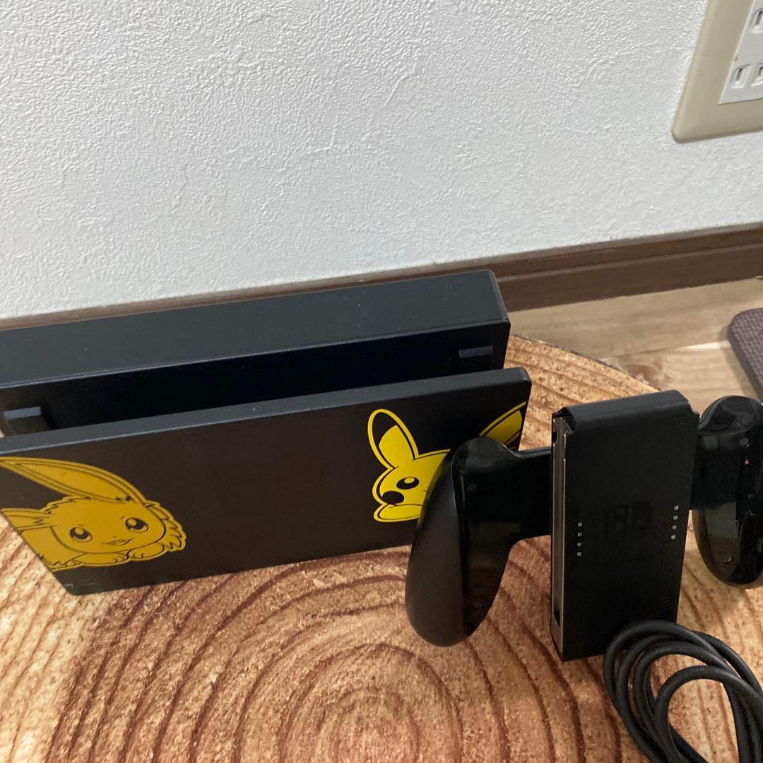 Nintendo Switch ニンテンドースイッチ本体　ピカチュウモデル箱無し