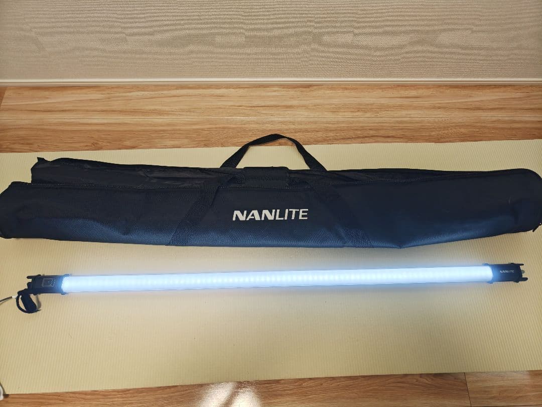 蛍光灯・電球 pavotube 30c