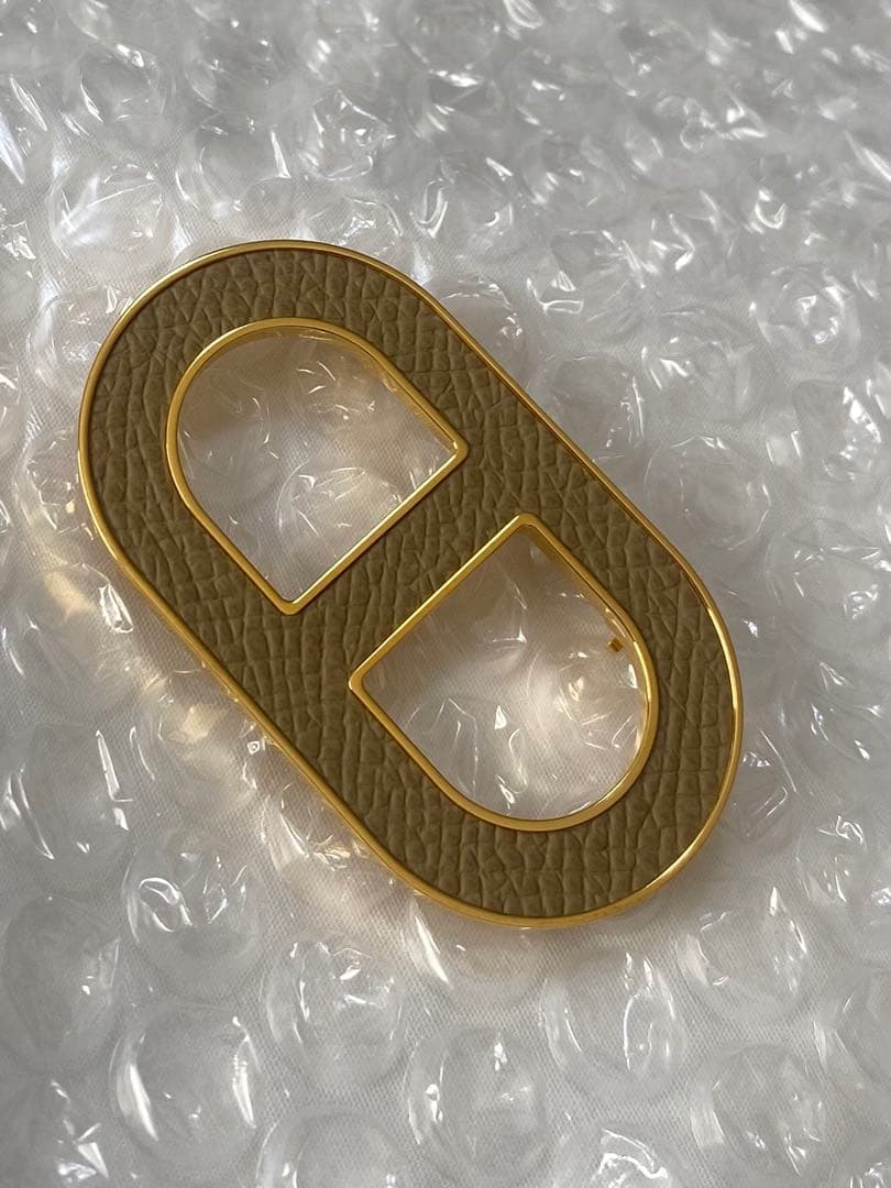 エルメス　ブローチ　シェーヌダンクル　バッチ　プシエール　ゴールド金具　エプソン