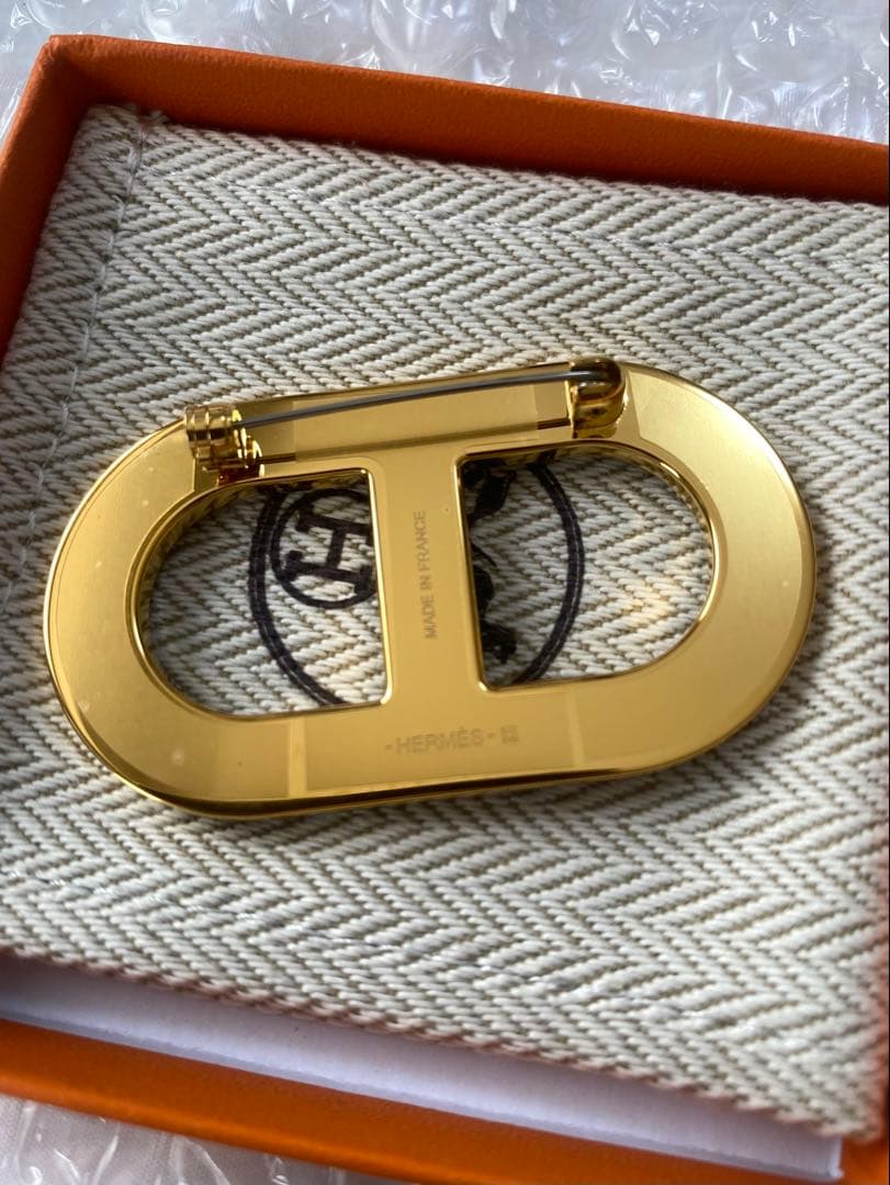 エルメス　ブローチ　シェーヌダンクル　バッチ　プシエール　ゴールド金具　エプソン