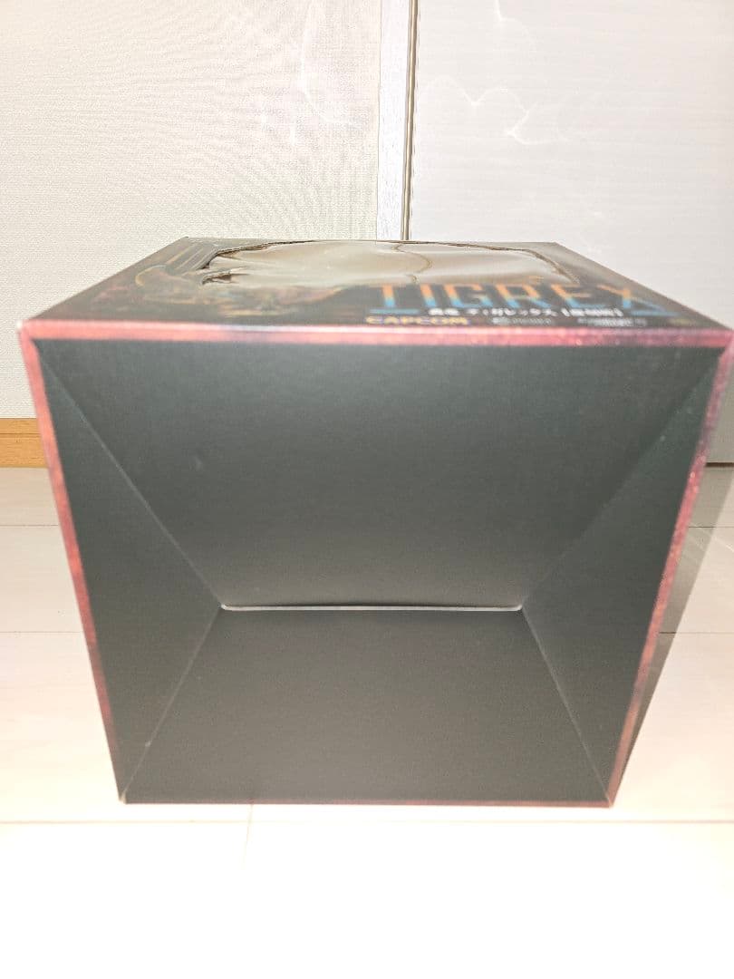 ★希少　モンハン　轟竜　ティガレックス　フィギュア　復刻版　新品未開封