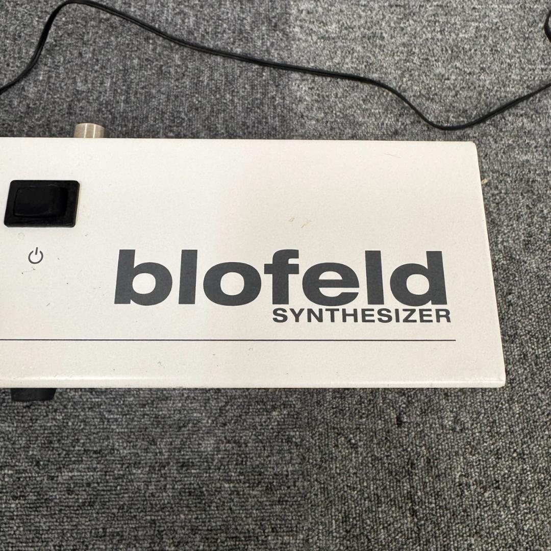 通電確認 Waldorf Blofeld Keyboard White