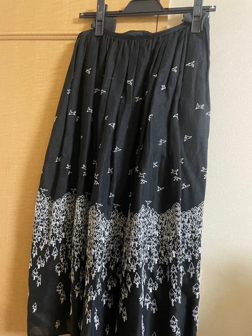 ミナペルホネン　スカート