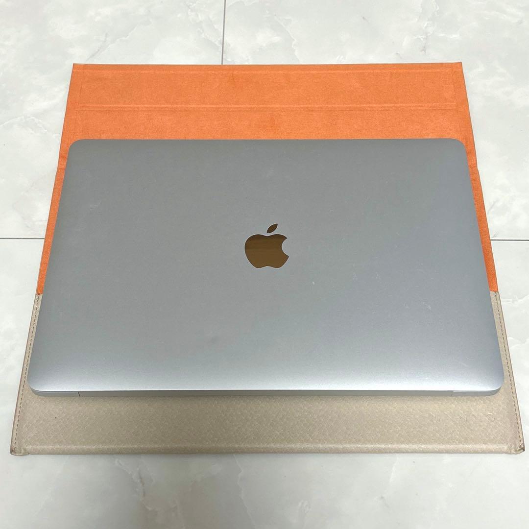 MacBook本体 MacBook M1 2020 8GB 256GB