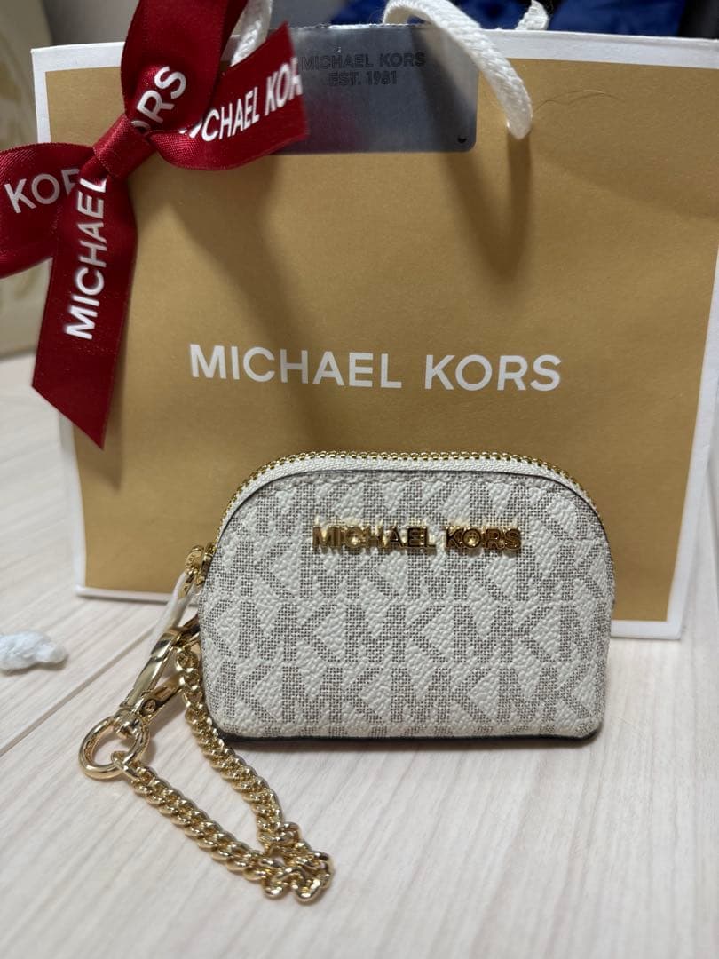 MICHAEL KORS ケース キーチェーン付き