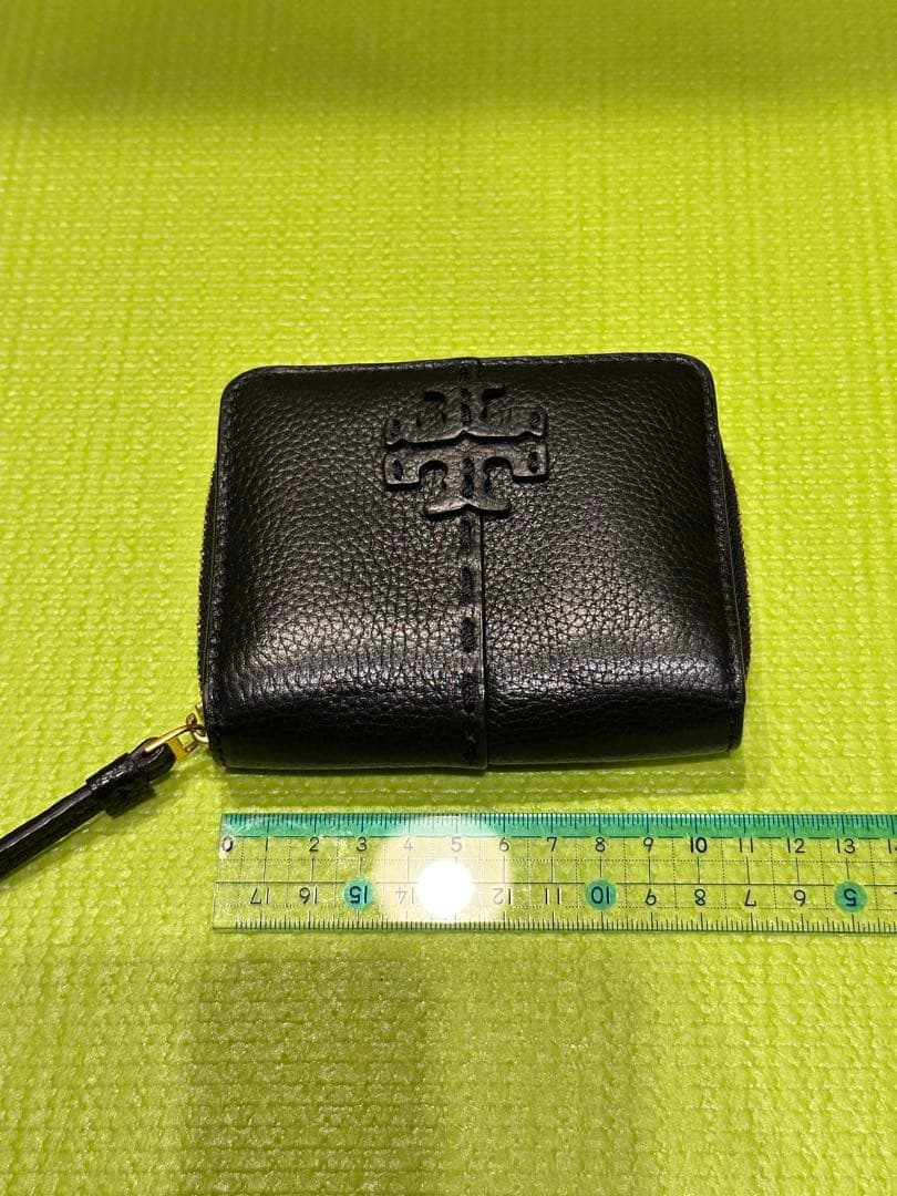 早い者勝ち【良品】 トリーバーチ レザー 二つ折り財布 財布 ブラック