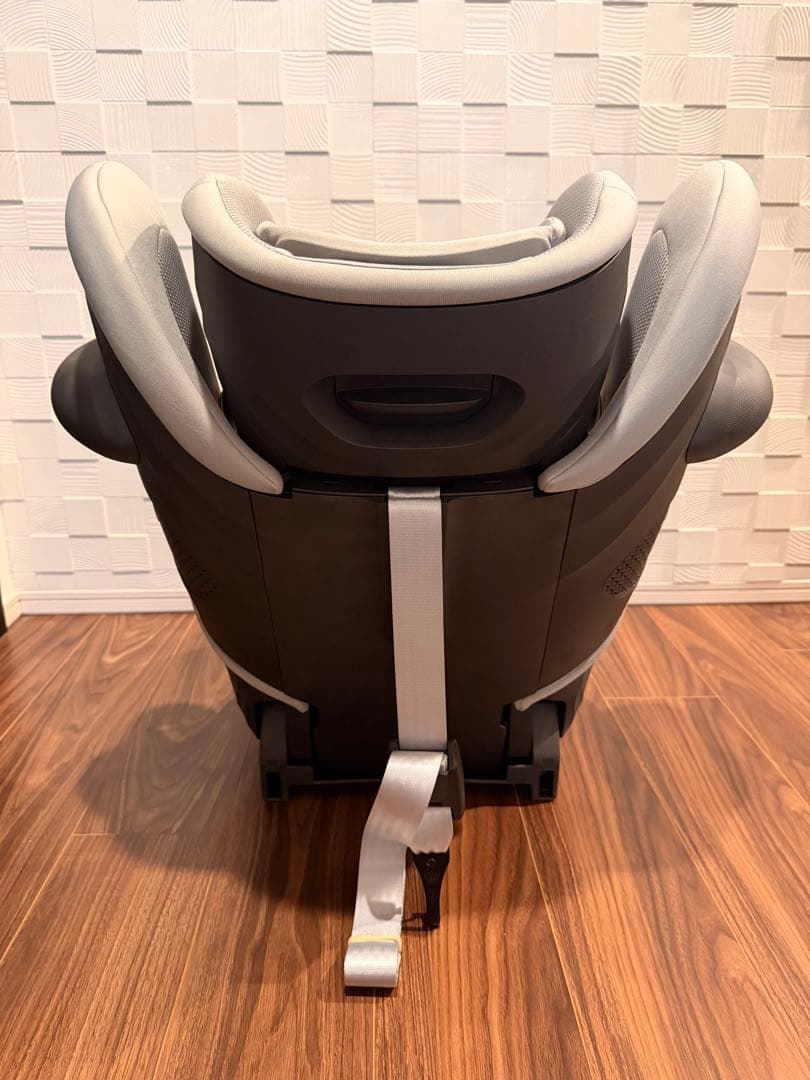 超美品 cybexサイベックス pallasパラスG2 チャイルドシート グレー