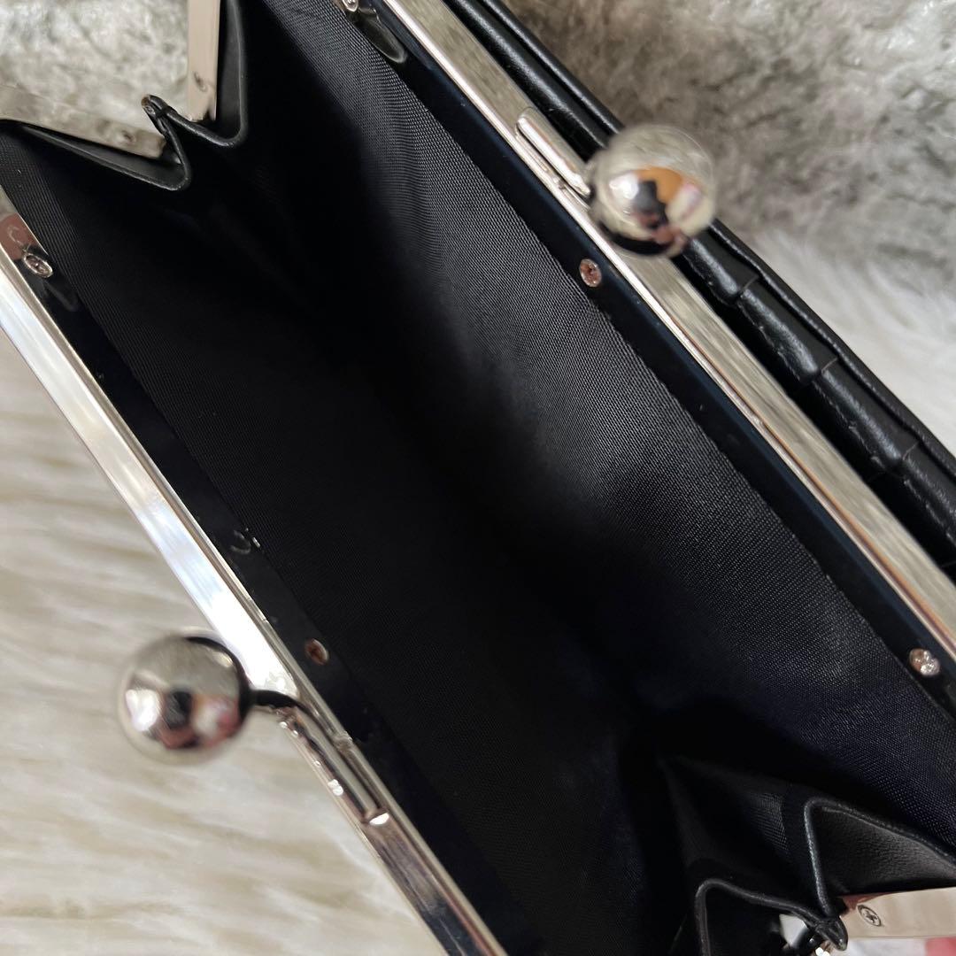 【新品未使用】希少　エピヌ　ハートスタッズ　ウォレット　二つ折り財布