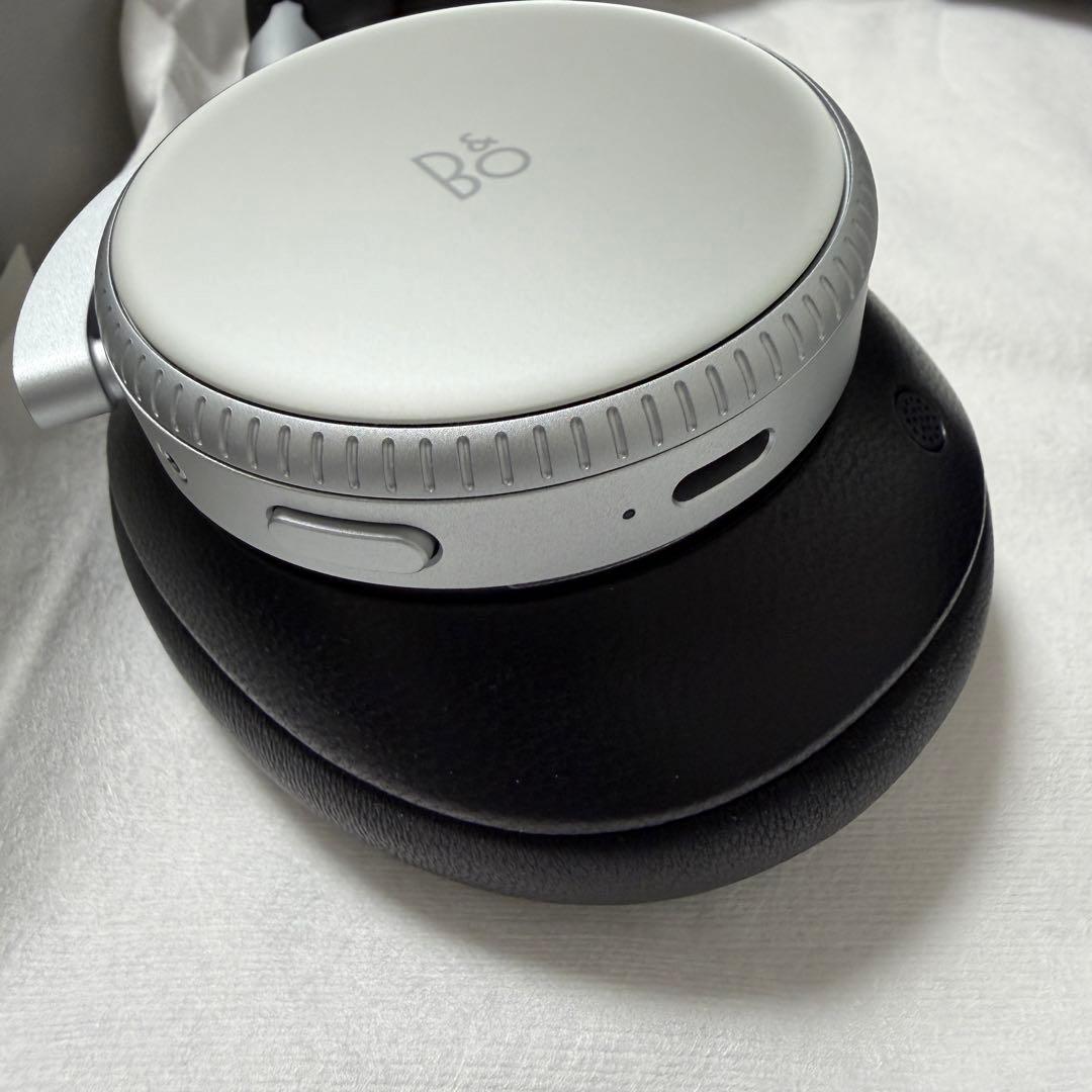 Bang & Olufsen Beoplay H100 ワイヤレスヘッドホン