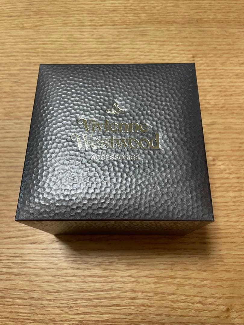Vivienne Westwood KISS ME ONCE 腕時計