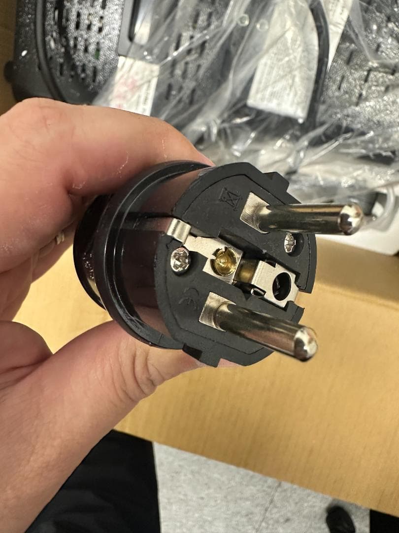 誘導溶解炉　電気溶解炉　金属　卓上　水冷　インゴット