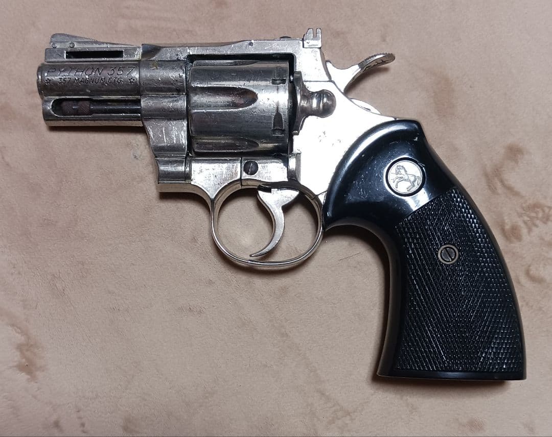 国際 金属製モデルガン　パイソン357(本体のみ)　SMGマーク有り 銃口閉塞