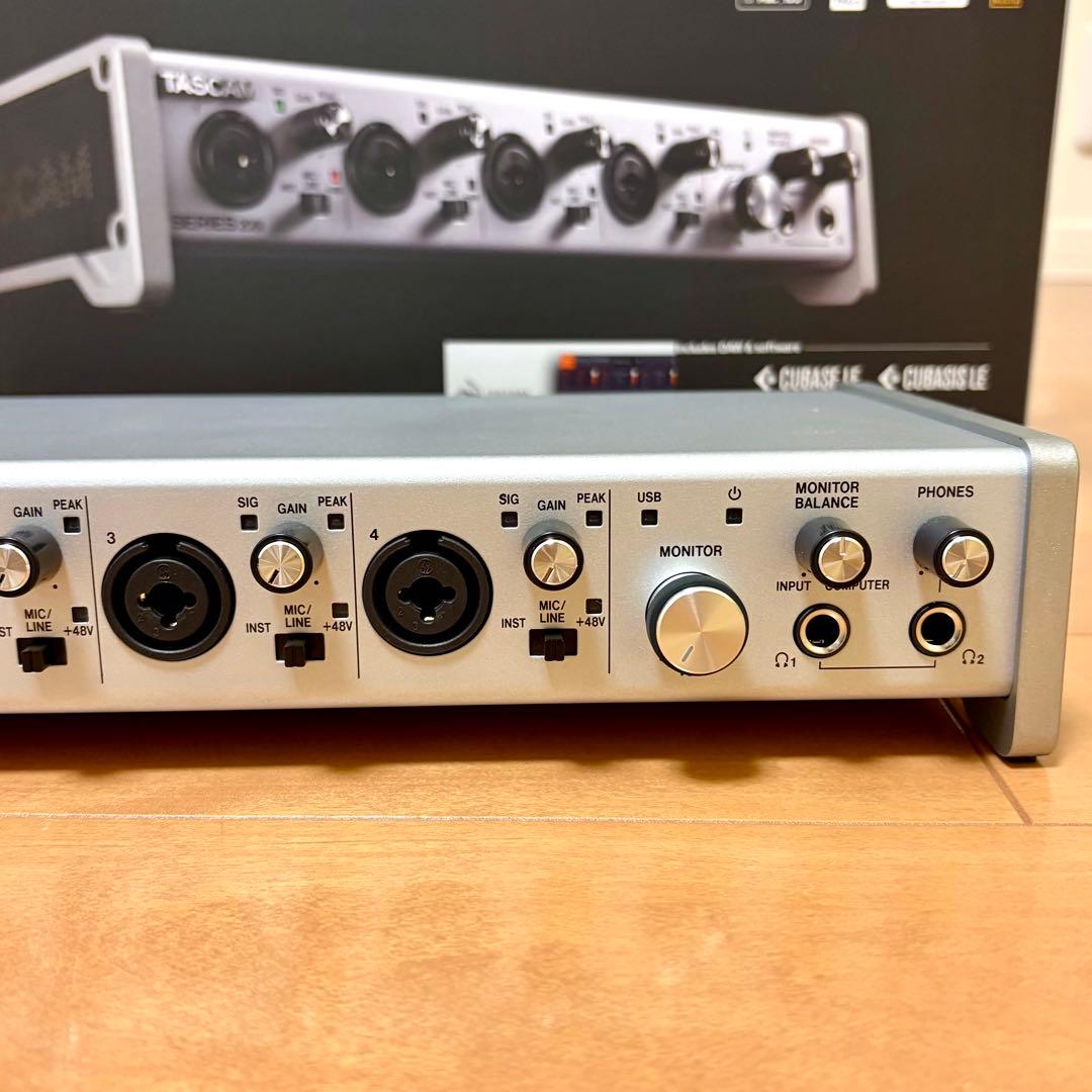 TASCAM SERIES 208i オーディオインターフェイス