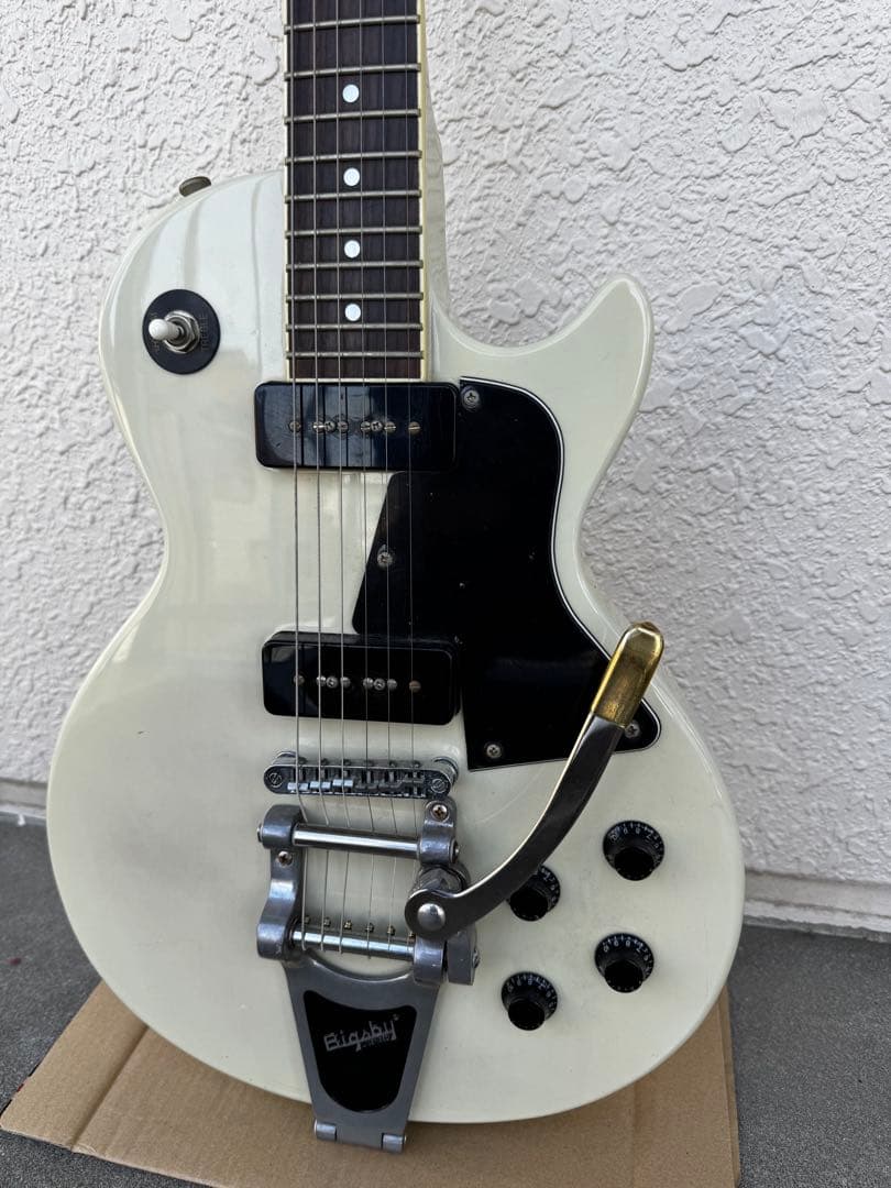 値下げ可 民生　Blitz Leopard エレキギター ホワイト