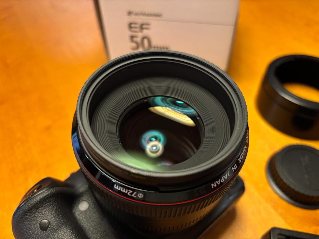 デジタルカメラ Canon EOS 5D Mark IV + EF 50mm f/1.2